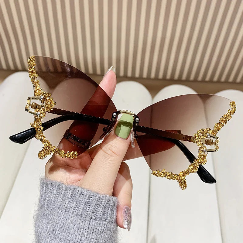 New Y2K Style Women Fashion Sunglasses Oversize Butterfly Shape Diamond Edge Design Sun Glasses Street Shooting Party Glasses