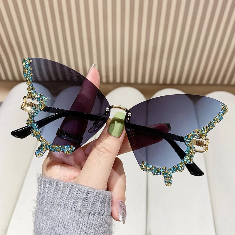 New Y2K Style Women Fashion Sunglasses Oversize Butterfly Shape Diamond Edge Design Sun Glasses Street Shooting Party Glasses