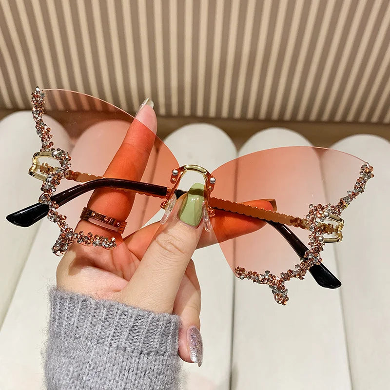 New Y2K Style Women Fashion Sunglasses Oversize Butterfly Shape Diamond Edge Design Sun Glasses Street Shooting Party Glasses
