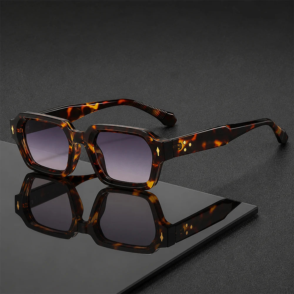 Retro Square Sunglasses Women Men Vintage Small Frame Sun Glasses Luxury Rivet Fashion Streetwear Eyewear Unisex Shades